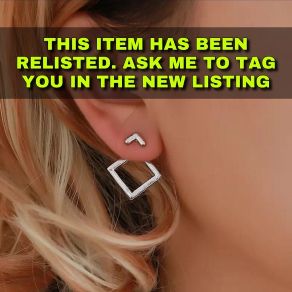 Jewelry - ⚜️[𝟯/$𝟭𝟴]⚜️Silver Square Simple 2 Earrings NEW
